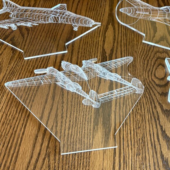 Set of Two 3-D Optical Illusion Aviation Lamps by Carve Craftworks with 5 Planes - Picture 8 of 13